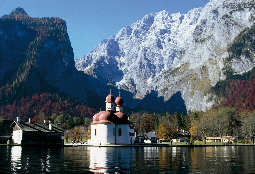 Hotel Alpenhotel Weiherbach Hallenbad Und Sauna Berchtesgaden
