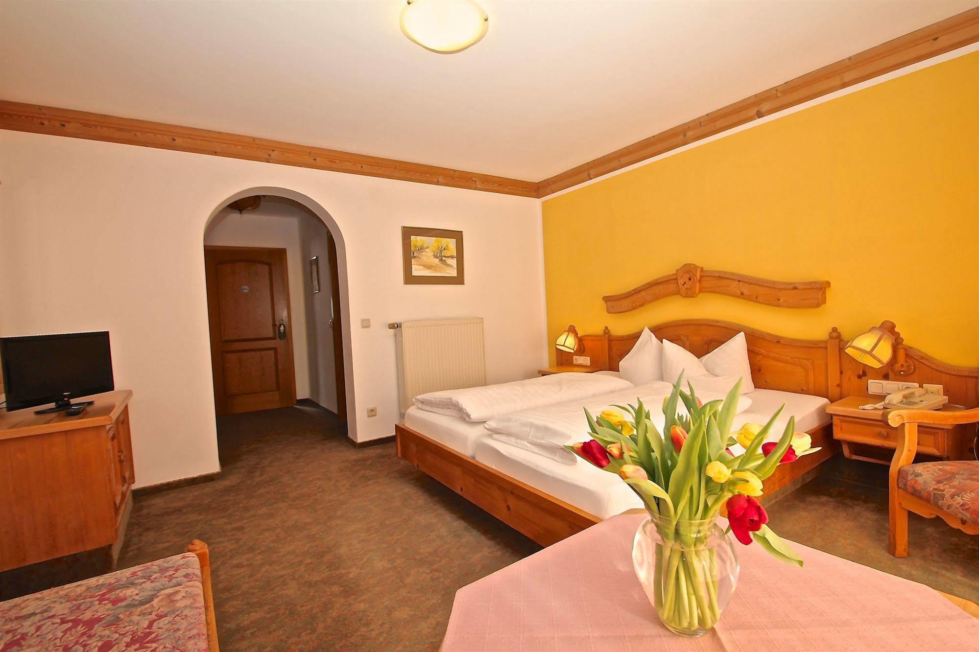 Alpenhotel Weiherbach 3*